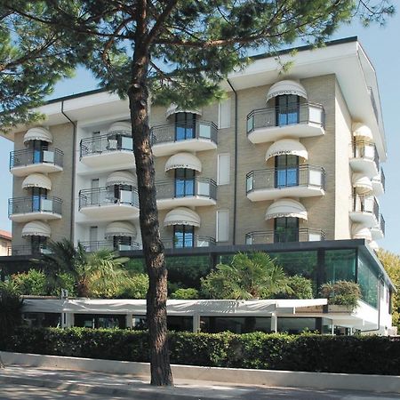Hotel Liverpool Червия Экстерьер фото
